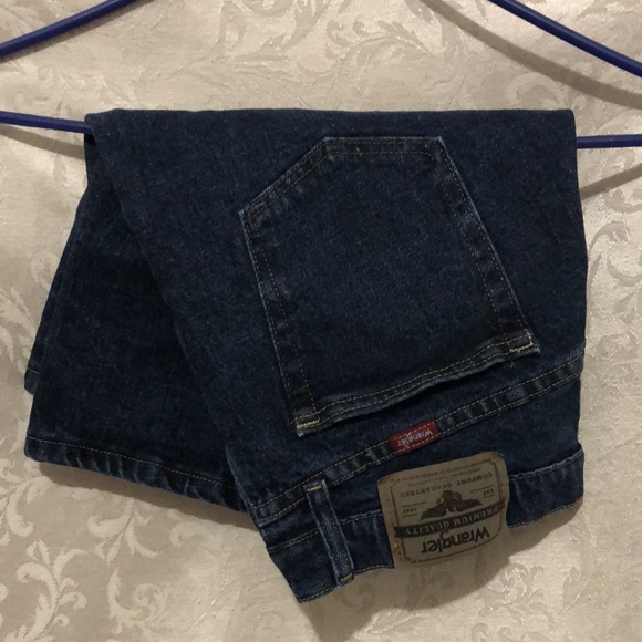 Wrangler Denim long Shorts Size 30 Like New - Picture 7 of 7